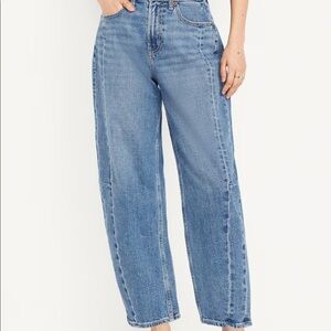 Old Navy High-Waisted Barrel Jeans NWT